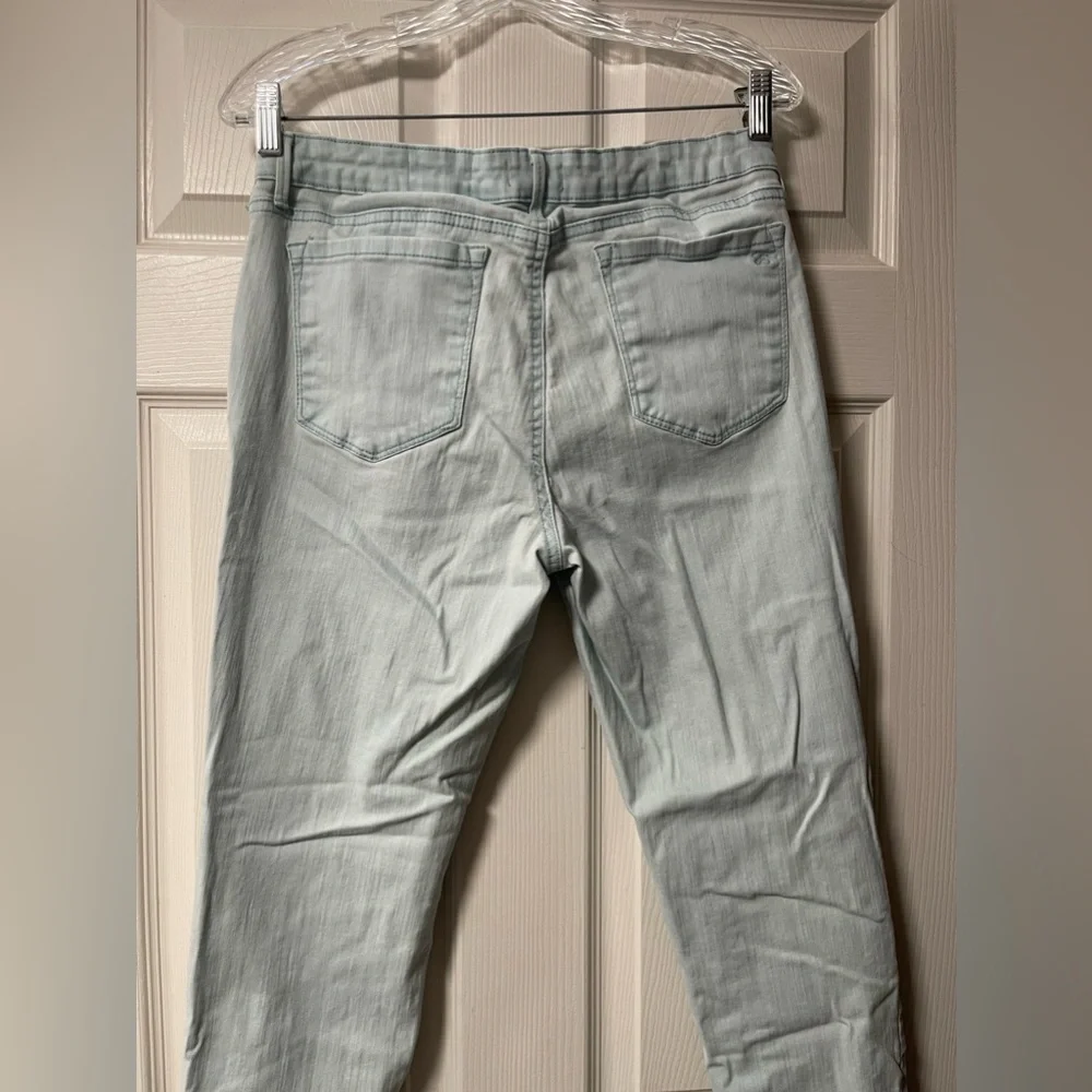 JESSICA SIMPSON Rolled Crop Light Blue/Green Jeans Size 14/32 - Picture 7 of 8